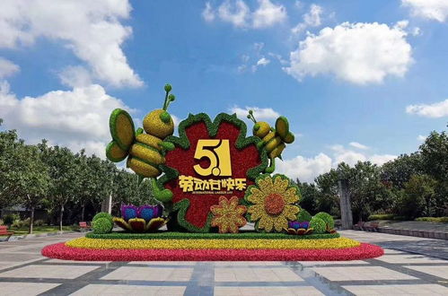 【創(chuàng)意大型景觀雕塑產(chǎn)品勞動節(jié)節(jié)慶主題制作成都雕塑廠廠家批發(fā)】- 